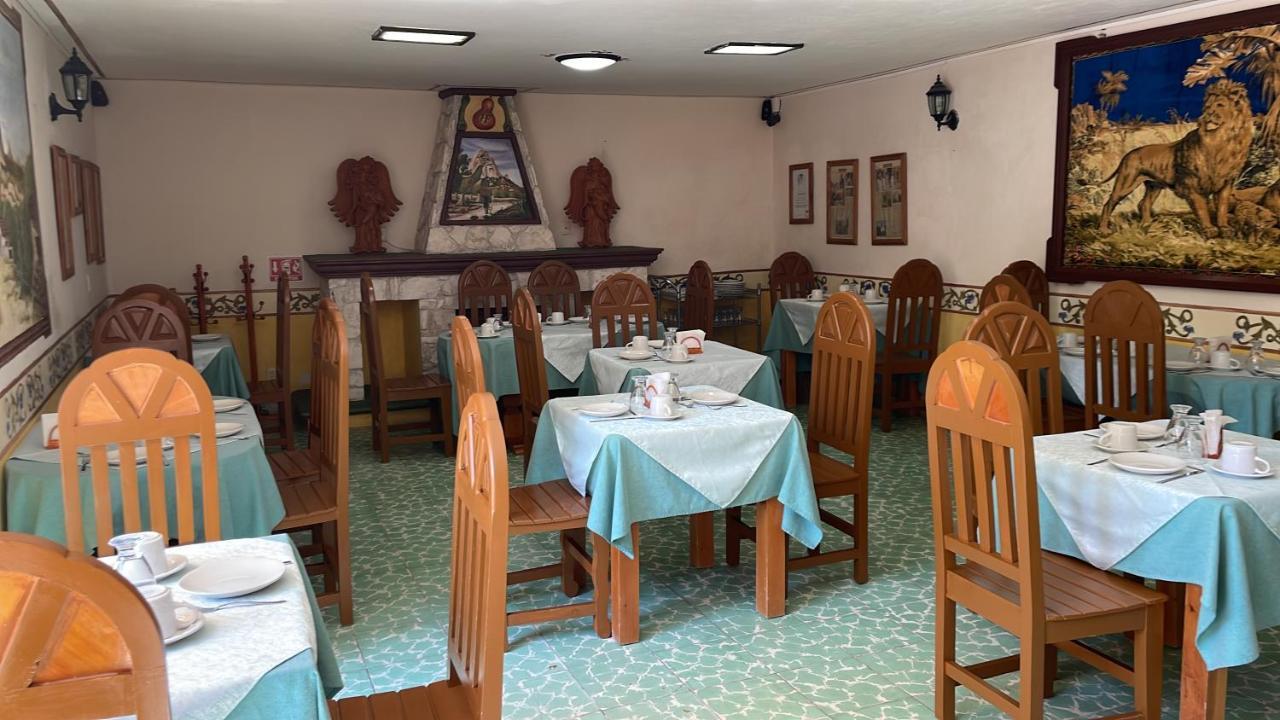 伯纳尔费雷格里诺酒店 贝纳尔 外观 照片