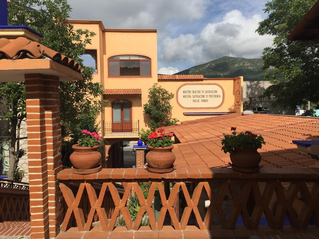 伯纳尔费雷格里诺酒店 贝纳尔 外观 照片